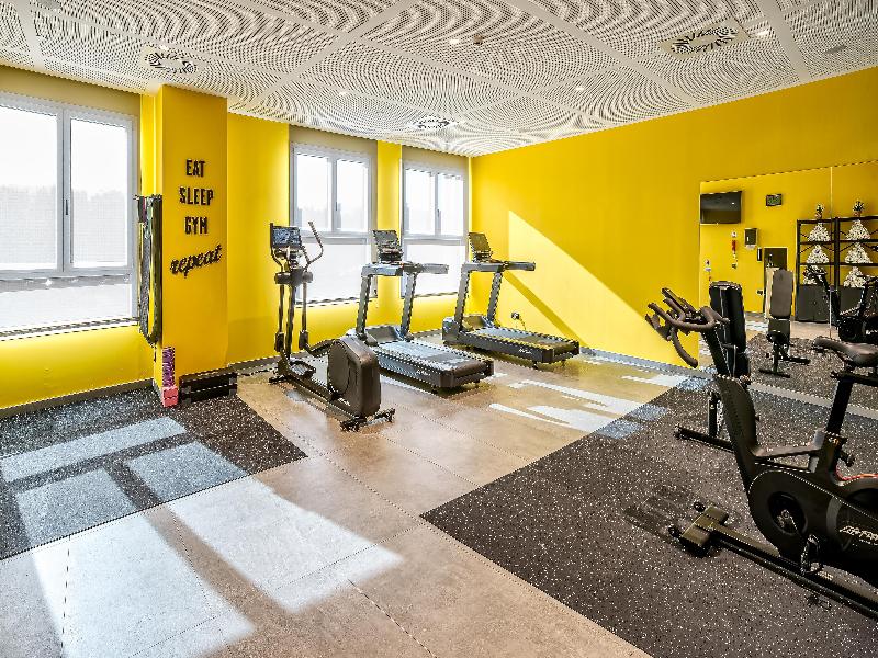 Hampton By Hilton Malaga Martiricos image
