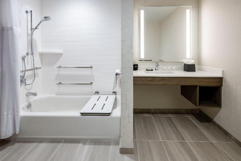 Holiday Inn Express and Suites Benson image