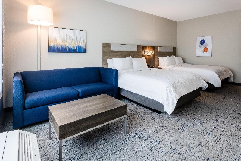 Holiday Inn Express and Suites Benson image