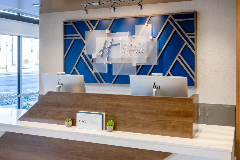 Holiday Inn Express and Suites Benson image