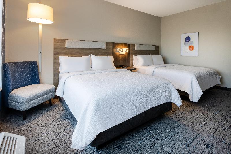 Holiday Inn Express and Suites Benson image