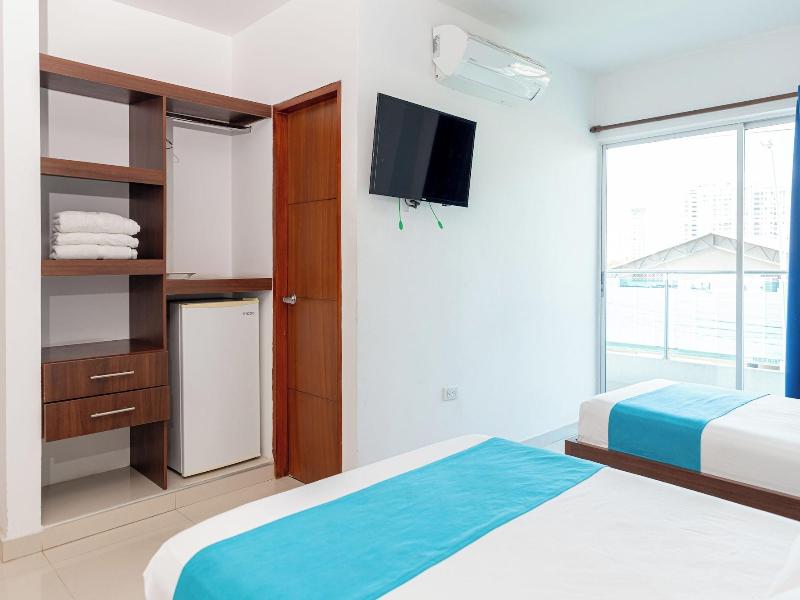 Hotel Aguamarina image