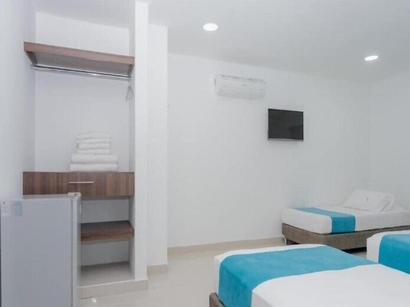 Hotel Aguamarina image