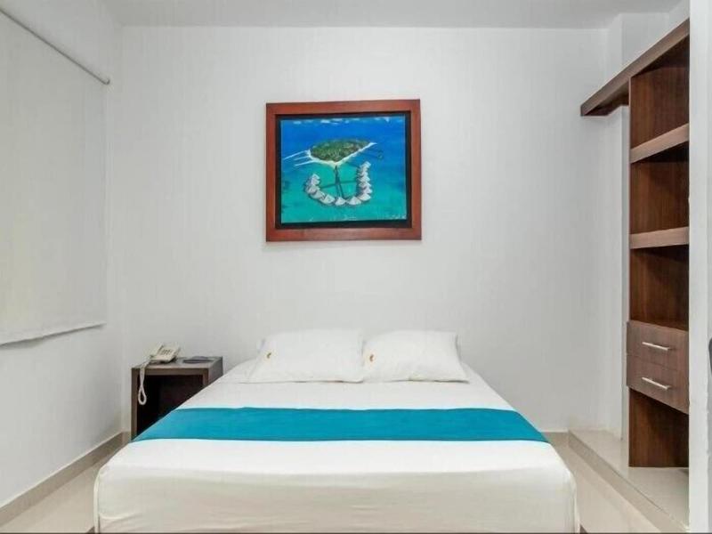 Hotel Aguamarina image