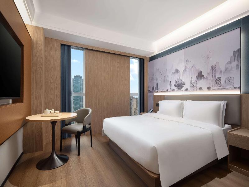 Microtel By Wyndham Qingdao Huangdao image