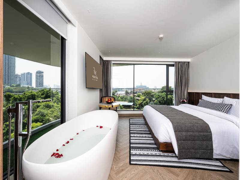 We Hotel Riverfront image