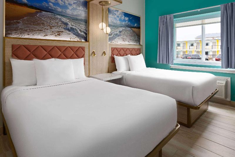 The Vibes Hotel Trademark Collection By Wyndham image