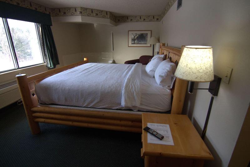 Shell Lake Lodge A Travelodge By Wyndham image