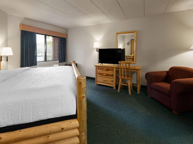 Shell Lake Lodge A Travelodge By Wyndham image 6