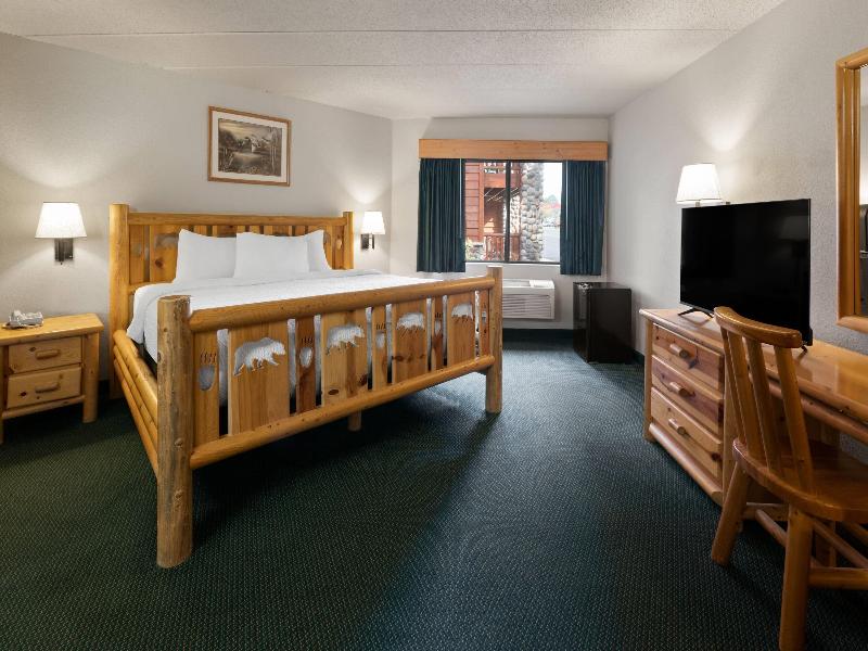 Shell Lake Lodge A Travelodge By Wyndham image 4