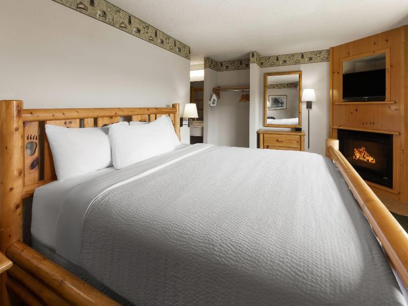 Shell Lake Lodge A Travelodge By Wyndham image