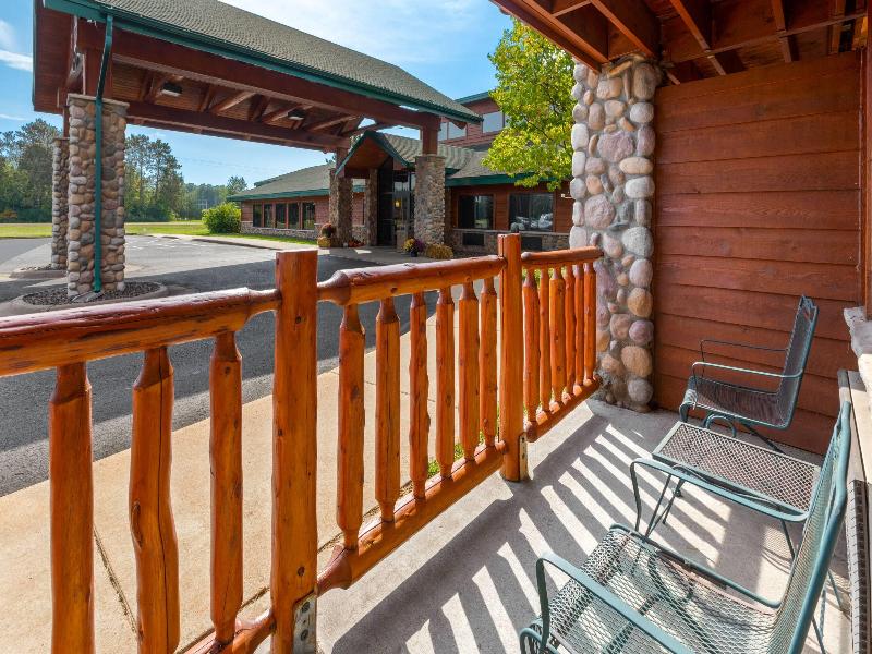 Shell Lake Lodge A Travelodge By Wyndham image