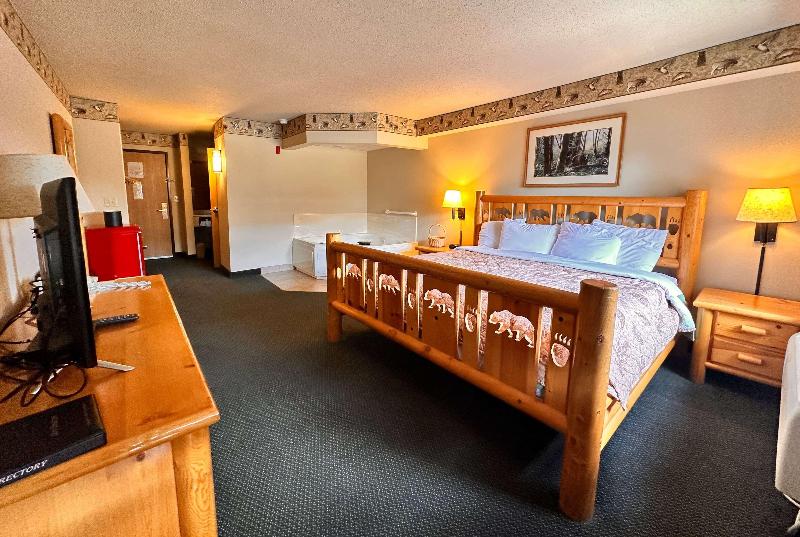Shell Lake Lodge A Travelodge By Wyndham image