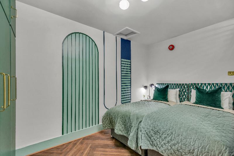 Modern Kensington Apartments image