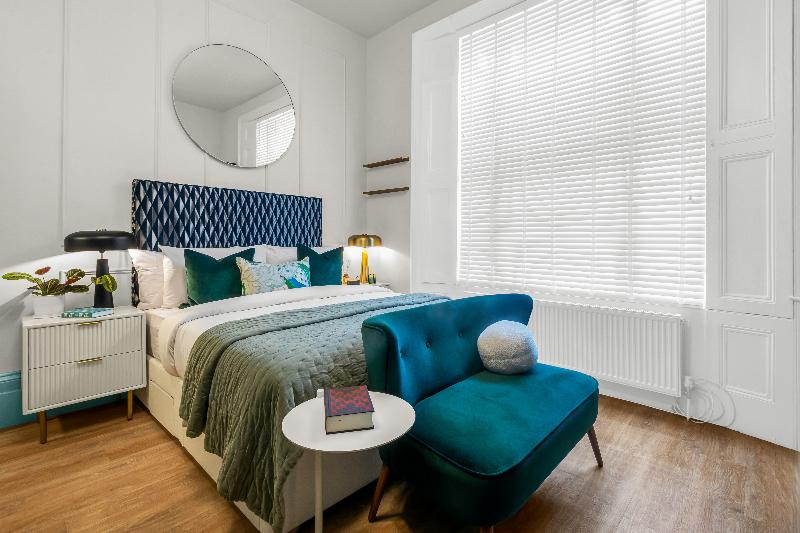 Modern Kensington Apartments image