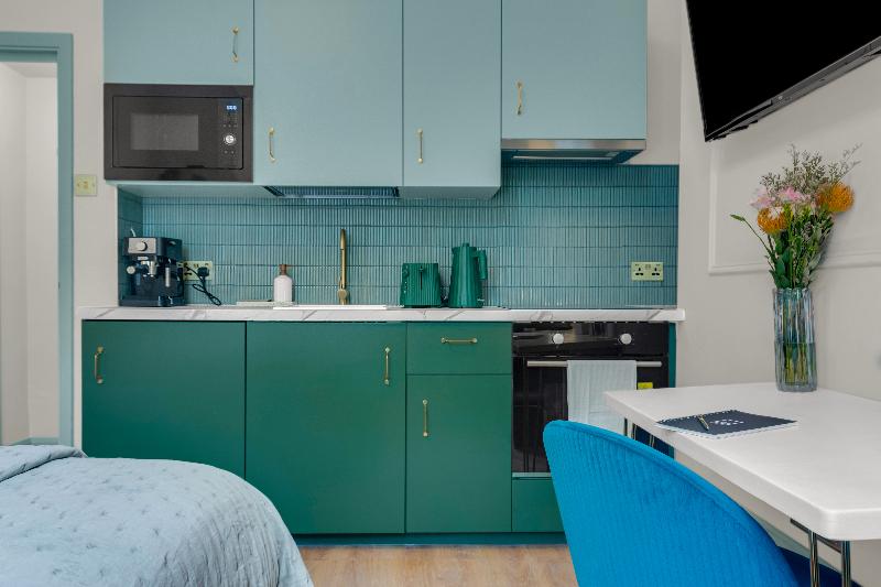 Modern Kensington Apartments image