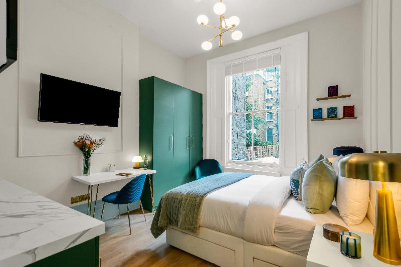 Modern Kensington Apartments image