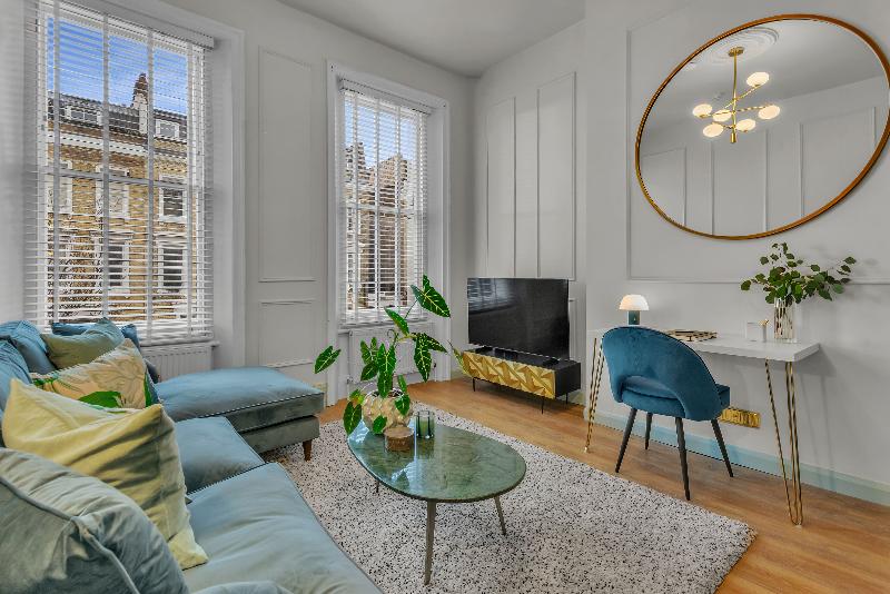 Modern Kensington Apartments image