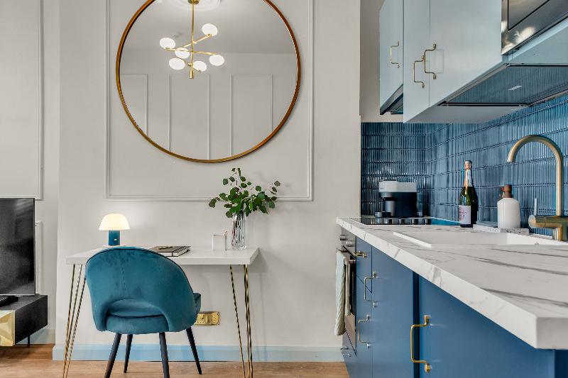 Modern Kensington Apartments image