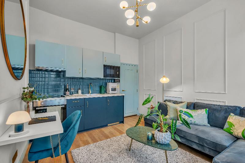Modern Kensington Apartments image