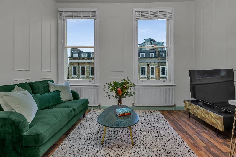 Modern Kensington Apartments image