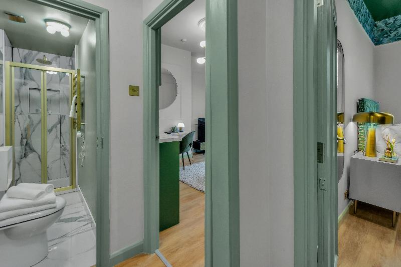 Modern Kensington Apartments image