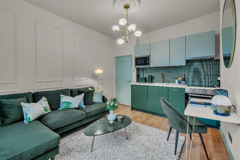 Modern Kensington Apartments image