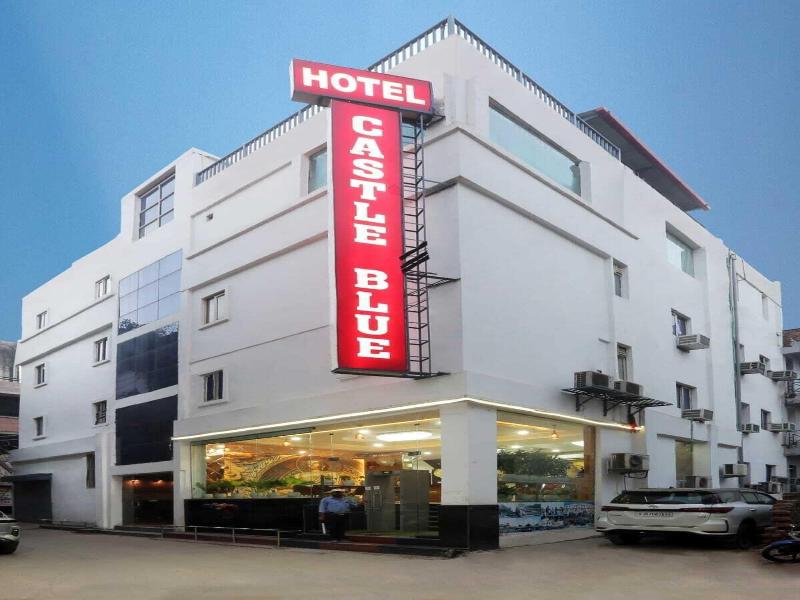 Hotel Clink image
