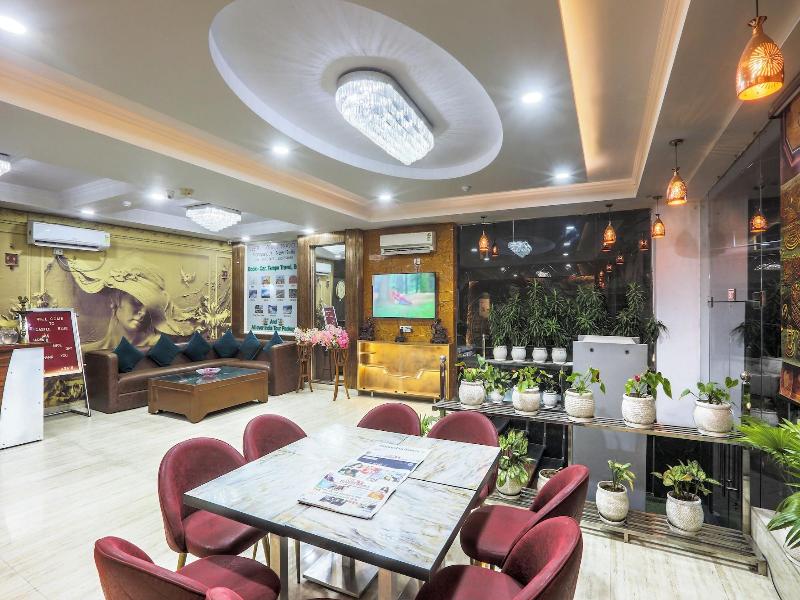 Hotel Clink image