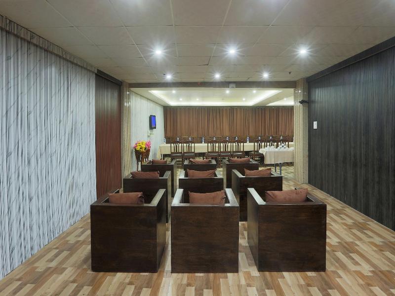 Hotel Clink image