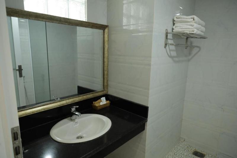 Pleiku Hotel By Gia Lai Tourist image