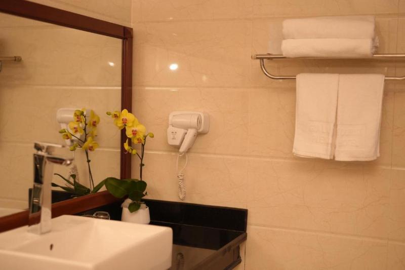 Pleiku Hotel By Gia Lai Tourist image