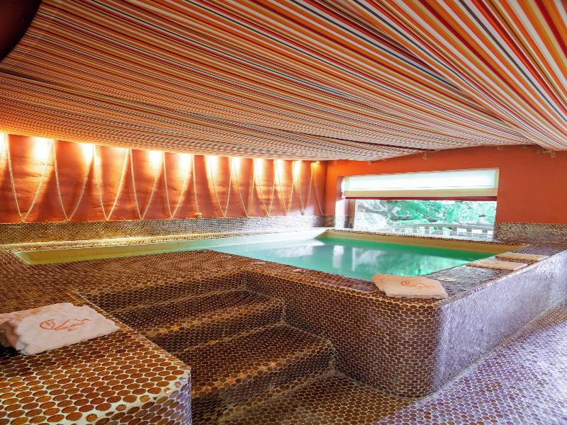 Magic Megève Bois image
