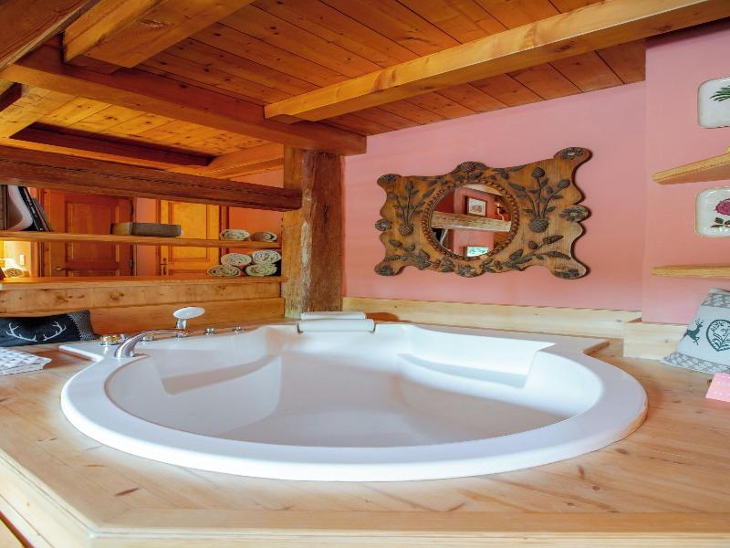Magic Megève Bois image