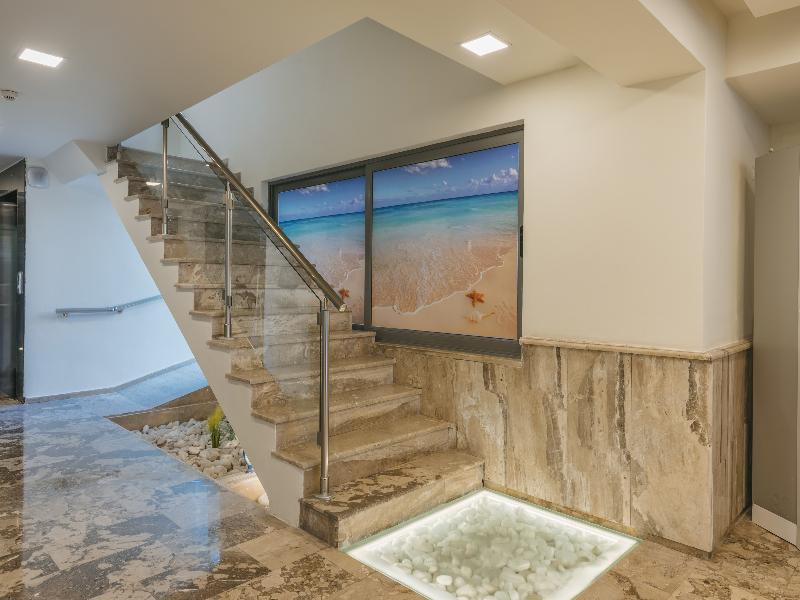 Esperia Hotel image