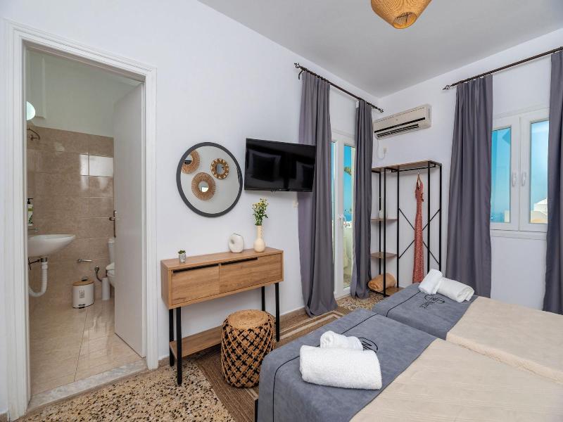Nikos Hotel image