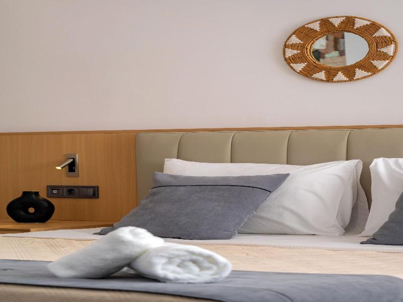 Nikos Hotel image