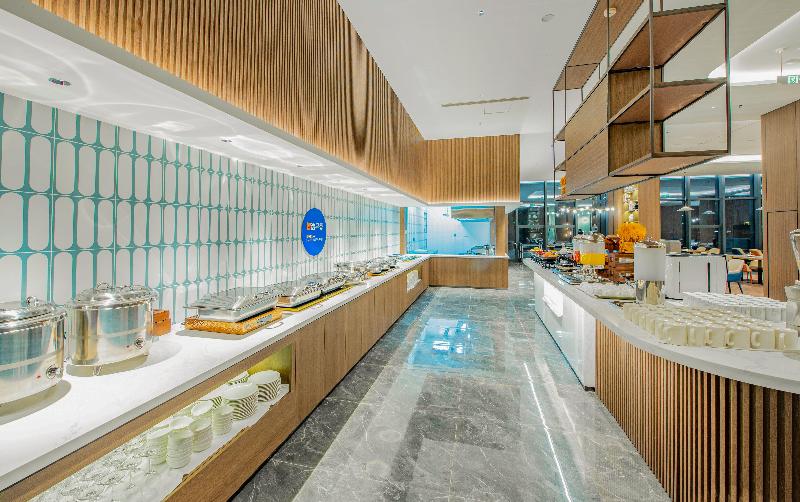 Holiday Inn Express Yinchuan Lanxi Valley Plaza image