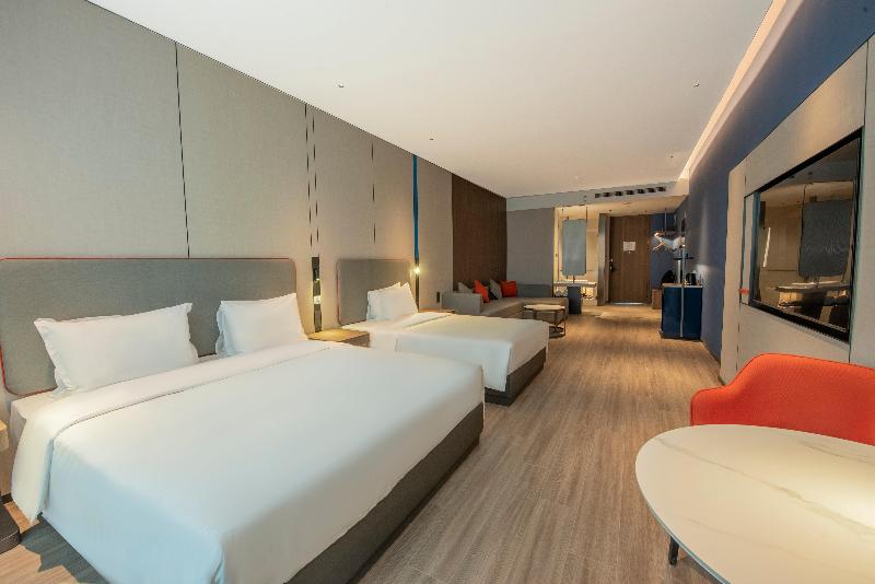 Holiday Inn Express Yinchuan Lanxi Valley Plaza image