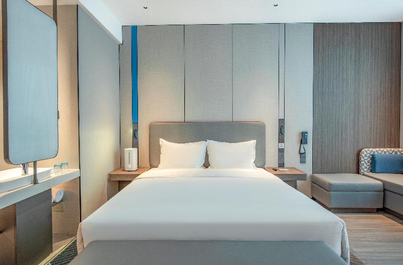 Holiday Inn Express Yinchuan Lanxi Valley Plaza image