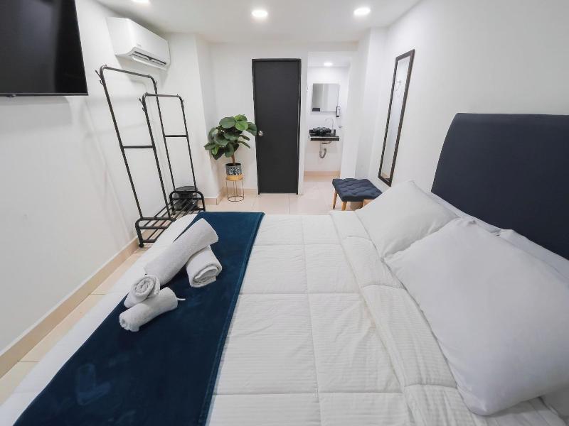 33 Hotel Boutique image