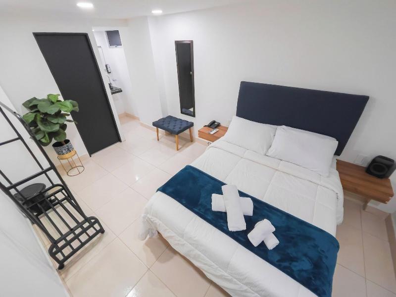 33 Hotel Boutique image