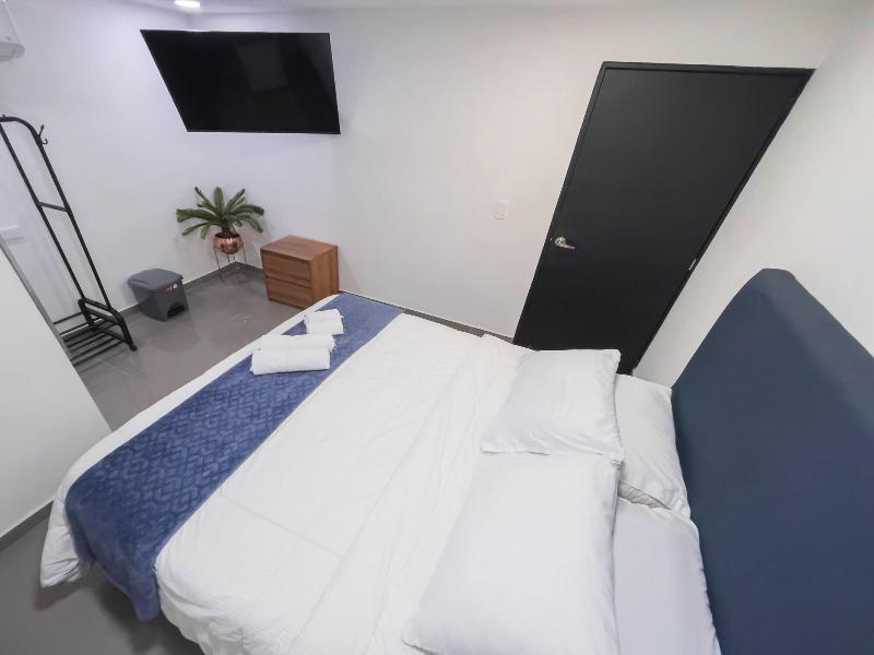33 Hotel Boutique image