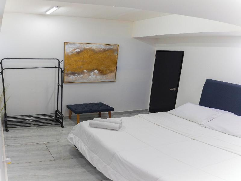 33 Hotel Boutique image