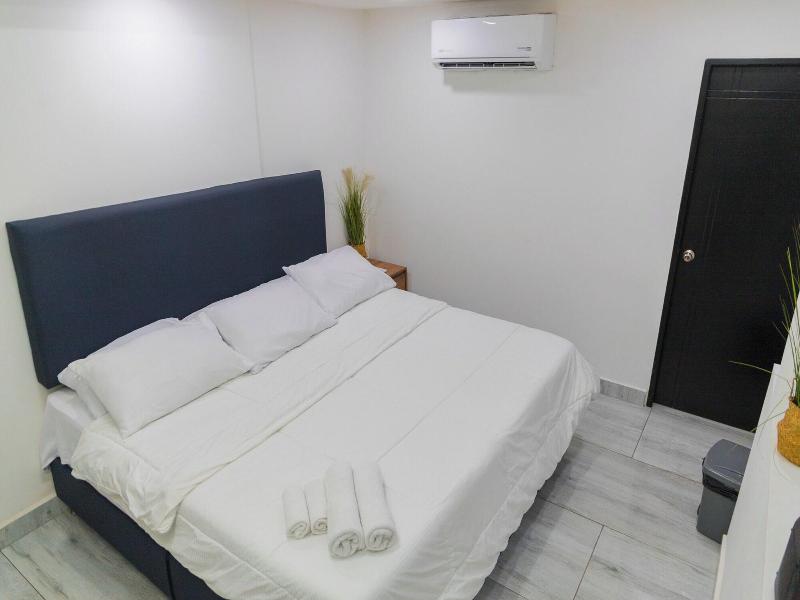 33 Hotel Boutique image