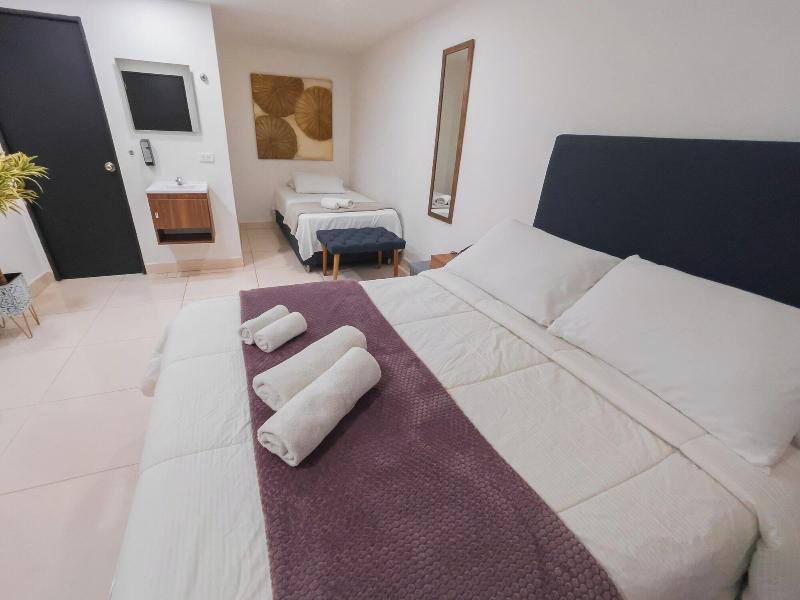 33 Hotel Boutique image