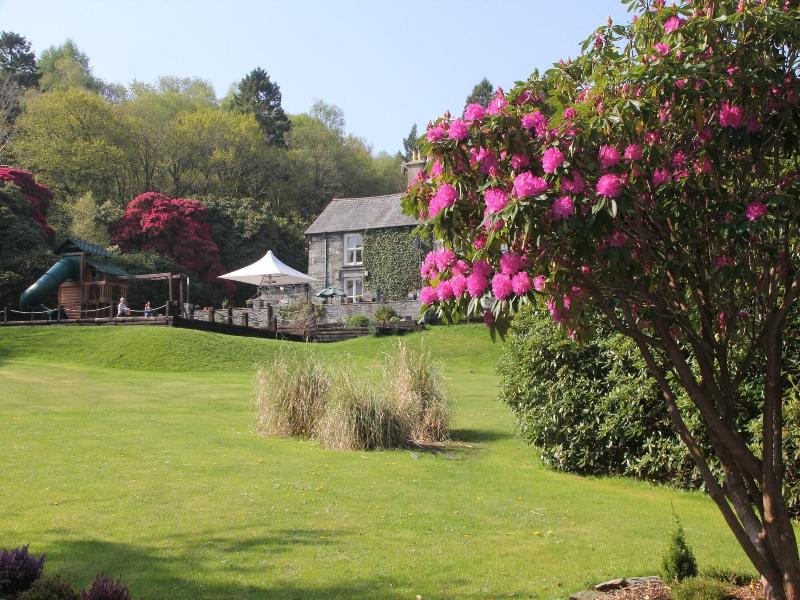 Aberdunant Hall image