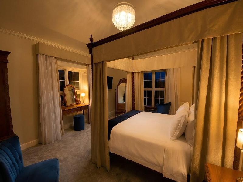 Aberdunant Hall image