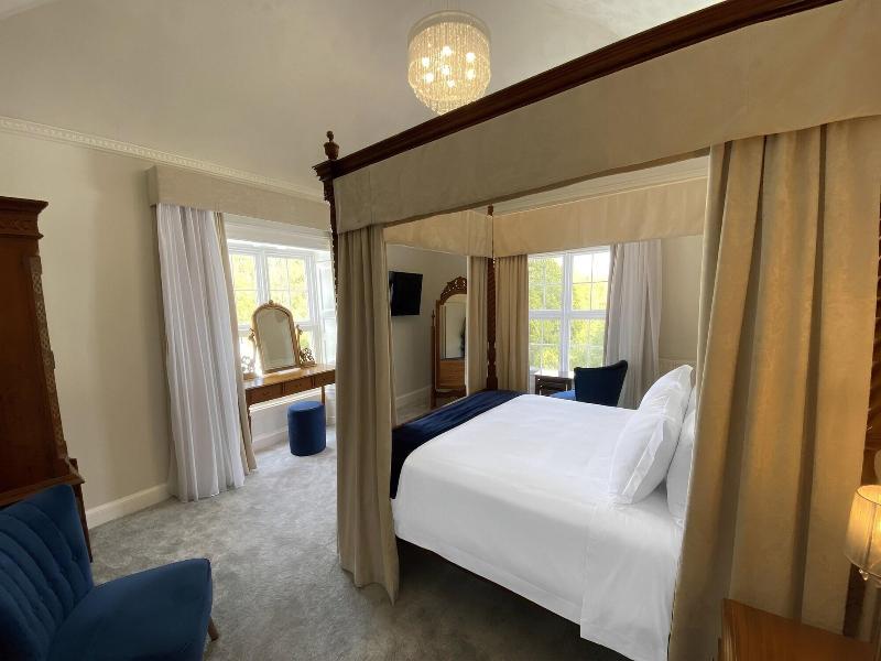 Aberdunant Hall image