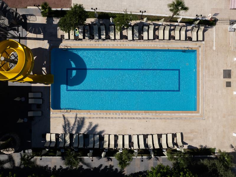 Grand Hotel Deri̇n